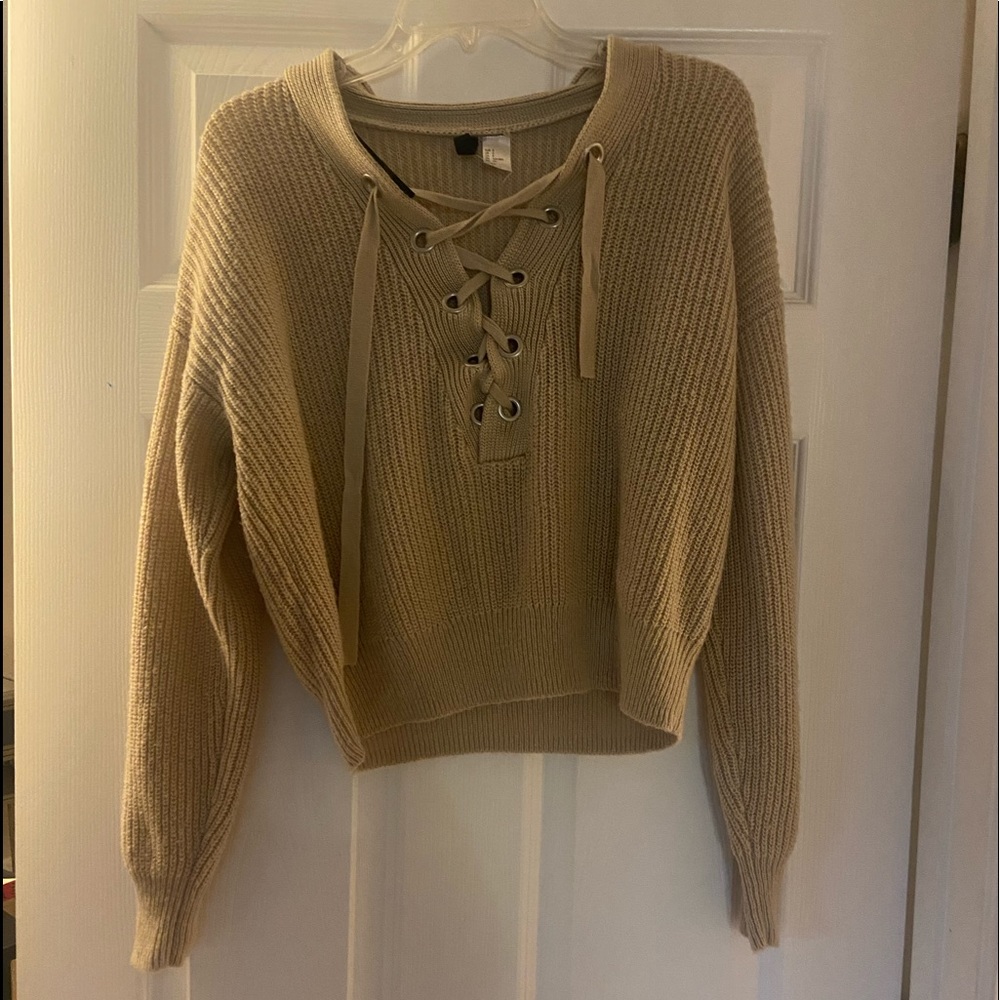 Tie up sweater